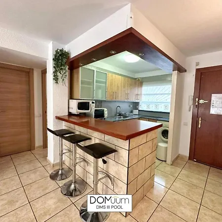 Domuum Holidays - Dms Iii Pool Apartment *