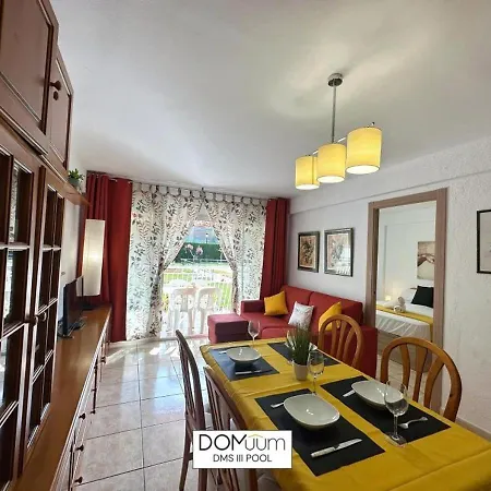 Domuum Holidays - Dms Iii Pool Apartman